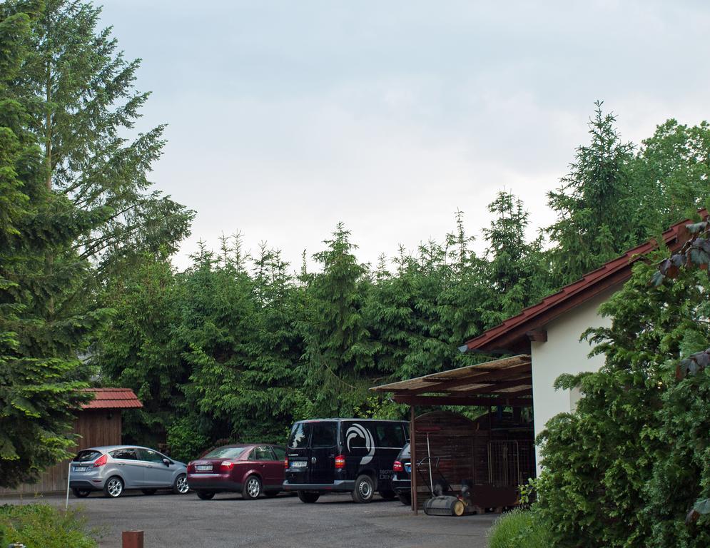Hotel & Restaurant Waldschloesschen Kyritz Dış mekan fotoğraf