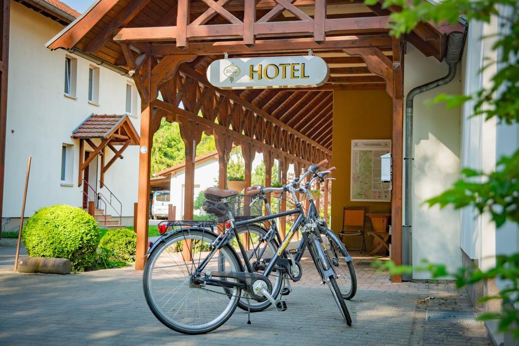 Hotel & Restaurant Waldschloesschen Kyritz Dış mekan fotoğraf